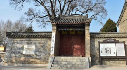 山西也是具有光榮革命傳統的地方，是八路軍總部所在地，是抗日戰爭主戰場之一，建立了晉綏、晉察冀、晉冀魯豫抗日根據地，平型關大捷、百團大戰等聞名中外，太行精神、呂梁精神是我們黨寶貴的精神財富。
