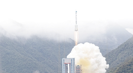 如同北斗指路，新時代北斗精神將持續伴隨著中國航天人奔赴星辰大海、勇攀科技高峰。